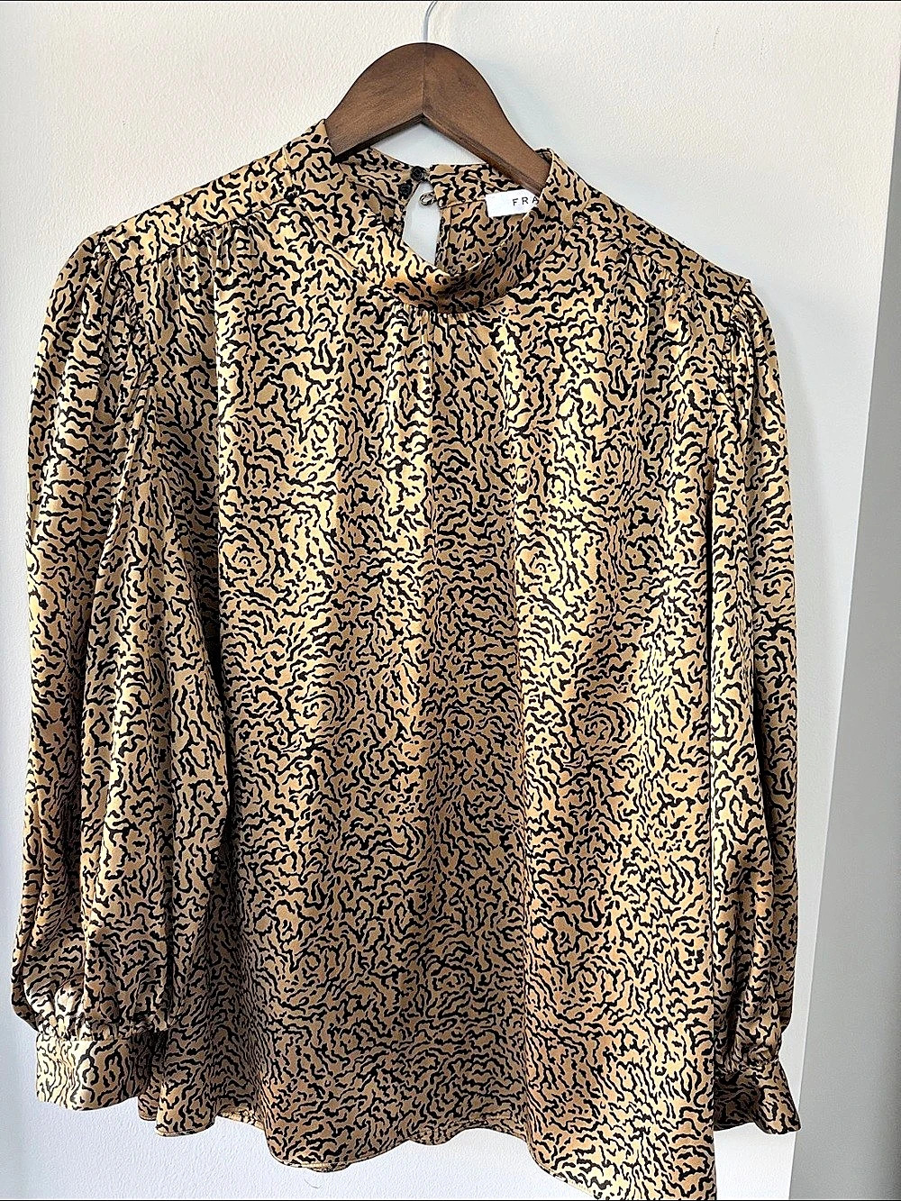 FRAME Shirred Mock Neck Blouse Brown & Black Size Medium